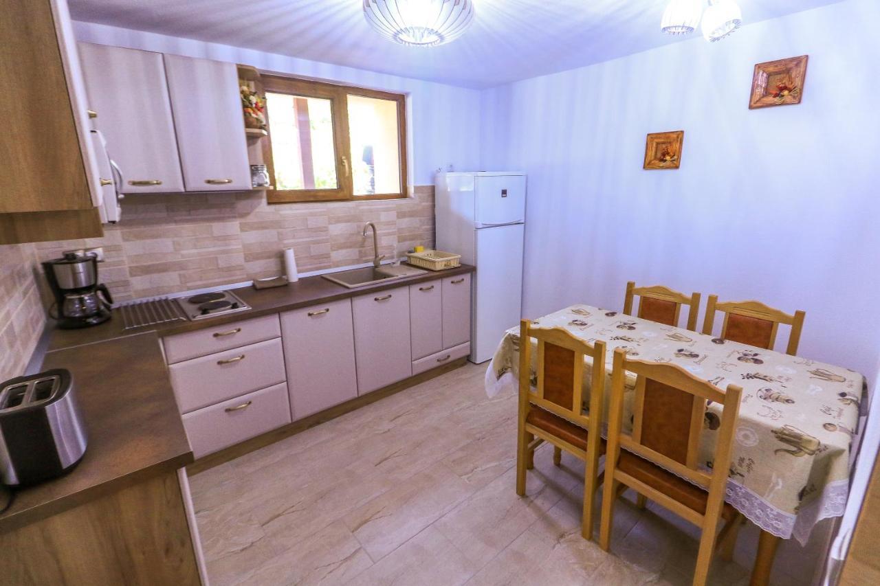 Nikas Apartment Сибиу Экстерьер фото