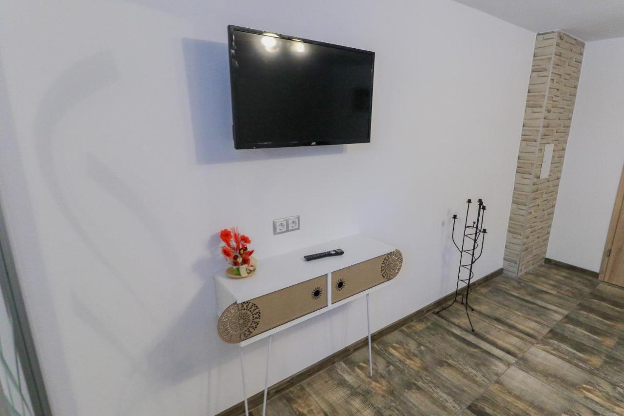 Nikas Apartment Сибиу Экстерьер фото